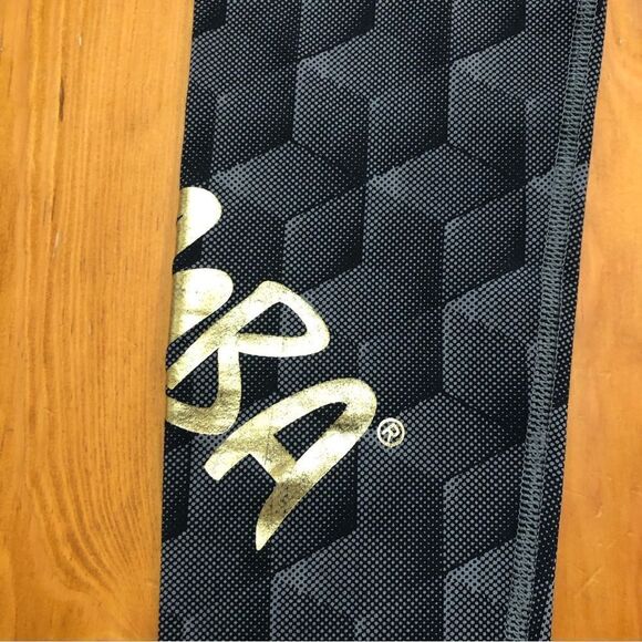 Zumba Set - Rare- Leggings and Matching Bra - Picture 12 of 15